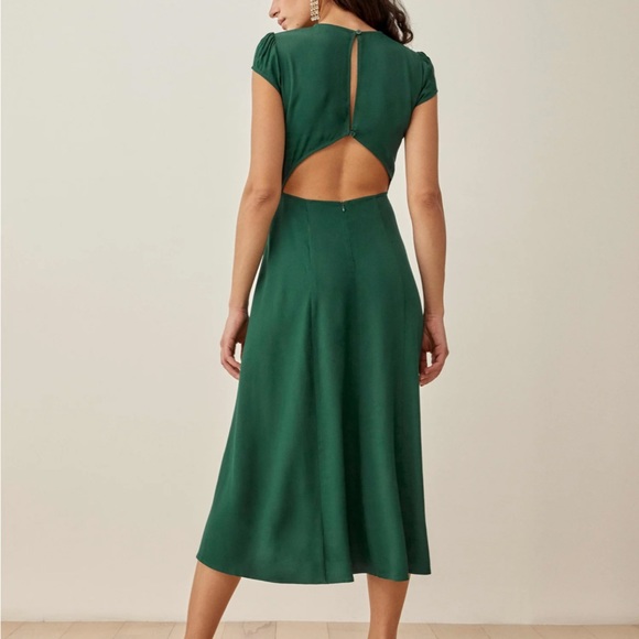 💚Reformation Gavin Dress Emerald💚 - Picture 2 of 9